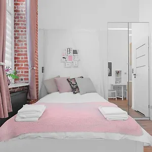 https://princess-dream-apartment-in-the-heart-of-wroclaw-50-109.hotelswroclaw.com